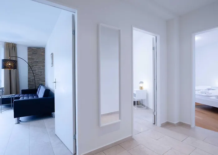 Zh Gold 1 - Hitrental Apartman